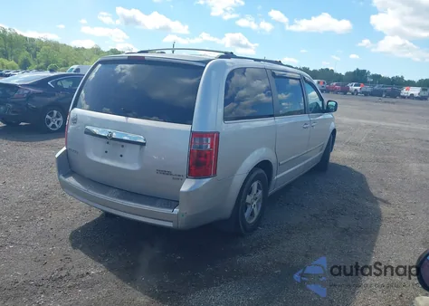 2009 Dodge Grand Caravan Sxt z USA, uszkodzony, nr VIN 2D8HN541X9R663021